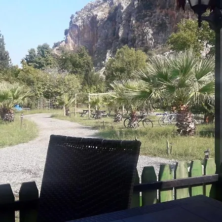 Jungle Camping Dalyan אתר קמפינג